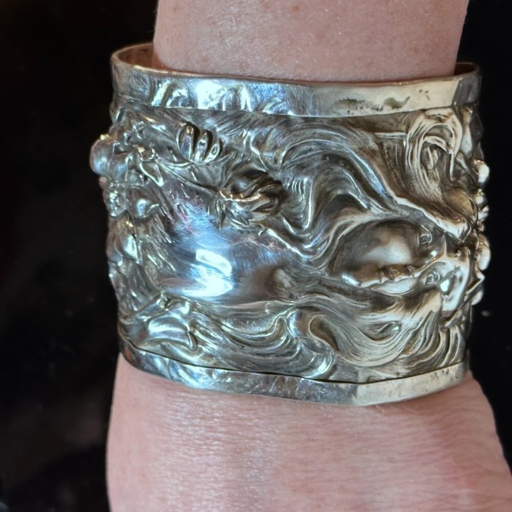 Art Nouveau Sterling Silver 925 Cuff Bracelet Lady Face Floral Alphonse Mucha - Picture 2 of 9
